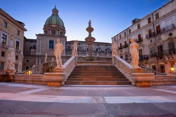 Fotobehang Palermo, Sicily, Italy. Cityscape image of Palermo, Sicily with  famous Praetorian Fountain located in Piazza Pretoria at sunset. © rudi1976