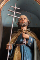 Saint Peter, statue on the main altar in the parish church Sacred Heart of Jesus and St. Ladislaus in Mali Raven, Croatia - 552081205