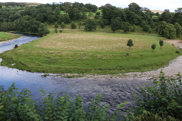 Obraz premium River Wharfe around Bolton Abbey, England Great Britain