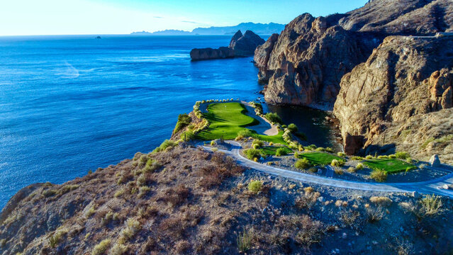 17th Hole TPC Danzante bay