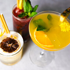 apple and orange fresh juice with mint