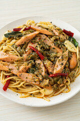 spaghetti with garlic and sausage