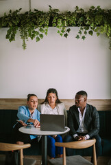 International bussinesspeople trio