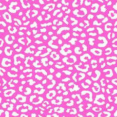 animal print. pink white leopard spots seamless pattern. animal pattern. leopard print. good for fashion, fabric, textile, wallpaper, summer dress, background.