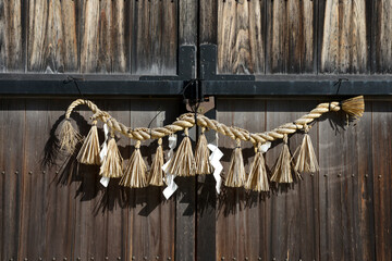 樹下神社　社殿のしめ縄　滋賀県大津市北小松