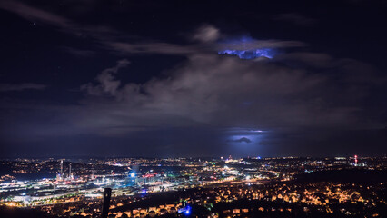 Fototapeta premium lightning over the city Stuttgart 