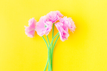 Bouquet of easy paper flowers. Craft with kids. Mother's day. Happy birthday.