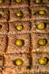 86 / 5.000
Resultados de tradução
Resultados de tradução
Traditional roasted kibbeh made from minced meat, wheat grains and spices in selective focus.