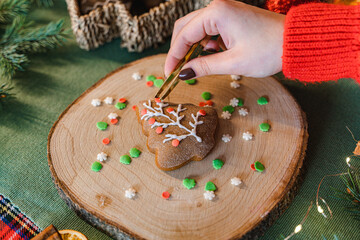 Dekorowanie pierniczków © nowexposure