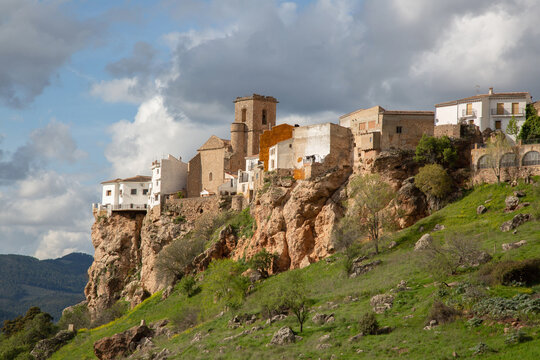 Segura 이미지 찾아보기 8,124 스톡 사진, 벡터 및 비디오 Adobe Stock