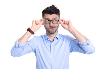 Naklejka premium confused man portrait in eyewear isolated on white background. confused man