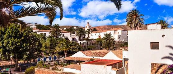 Wandcirkels plexiglas old mountain Betancuria village on Fuerteventura island in Spain, famous landmark , Canary islands © Freesurf