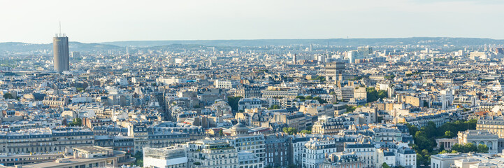 Fototapeta na wymiar Rooftops of the buildings of Paris, France