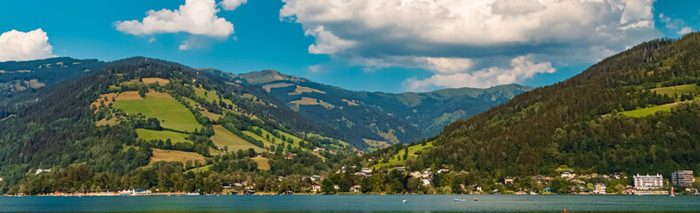 Fototapeta na wymiar Beautiful alpine summer view at the famous Zeller See lake, Zell am See, Salzburg, Austria
