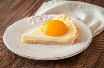 Fototapeta premium Peach tart with mascarpone cream