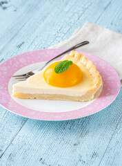 Peach tart with mascarpone cream