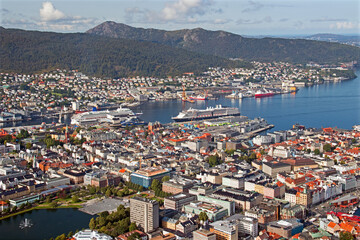 Blick auf Bergen