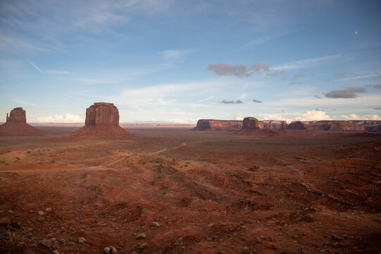 Monument Valley Views © Frank