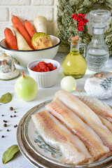 Składniki do dania na Boże Narodzenie - ryba po grecku. Mintaj w sosie pomidorowym z warzywami. - obrazy, fototapety, plakaty