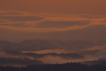 Fototapeta premium 岩手県奥州市 夜明けの胆沢平野