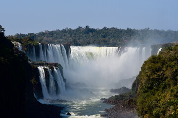 Fototapeta premium Iguazu Waterfalls Argentina & Brasil