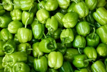 Obraz na płótnie Canvas fresh pepper at vegetable market. High quality photo
