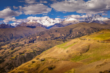 Fototapeta na wymiar Cordillera Blanca panorama near Huaraz, snowcapped Peruvian Andes, Ancash, Peru