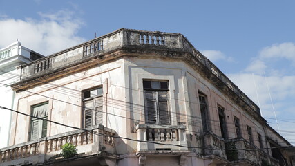 Fototapeta na wymiar Estructura colonial histórica de la zona colonial en Santo Domingo. 