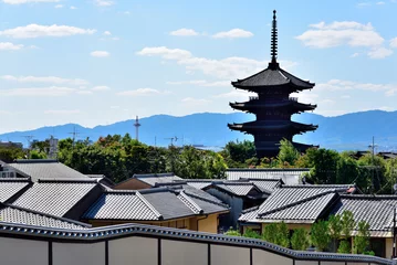Deurstickers 京都　法観寺の五重塔　 © 尚貴 黒石