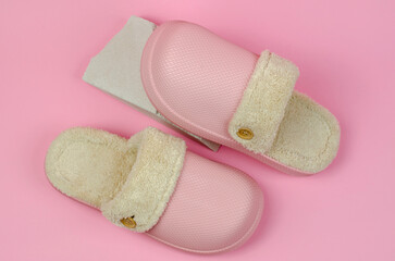 Women's pink slippers with fur insulation. Foam indoor shoes.