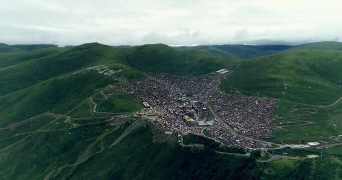 Seda Wuming Tibetan Buddhist Institute,Sichuan,China.