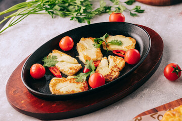 grilled fried tofu with tomatoes