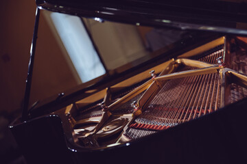 Obraz na płótnie Canvas Inside of the Piano