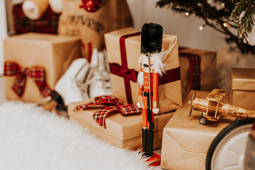  Déco de Noël - Casse-Noisette sous le sapin de Noël 