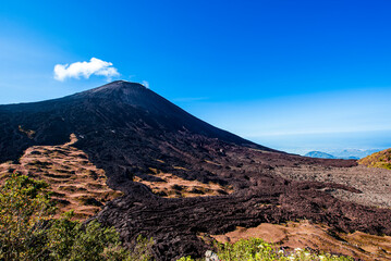 Fototapeta na wymiar Recent lava field on the slope of Pacaya volcano