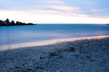 Obraz premium Sunrise at the beach of El saler in Valencia, Spain.