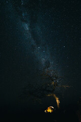 Fototapeta na wymiar Blick in den Sternenhimmel über Etambura (Kaokoveld, Namibia)