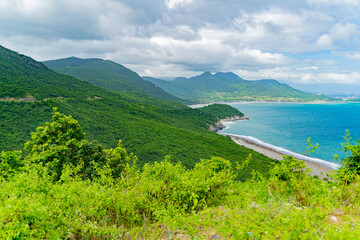 Fototapeta na wymiar The sea bay. Vietnam is not far from Doklet.