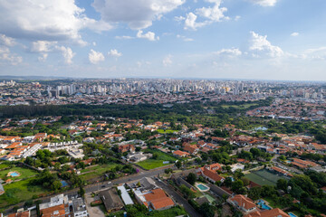 Alto Taquaral neighborhood in the interior of Campinas, São Paulo. Neighborhood with high standard houses, vegetation and houses under construction.