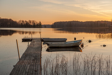Fototapeta na wymiar Sunrise on a November morning at lake Annsjön in county Östergötland, Sweden