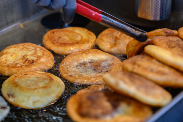 hotteok, Korean Syrup-filled Pancake : 