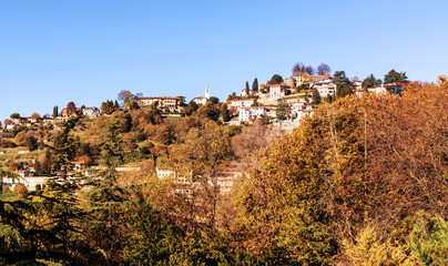 Obraz premium Bergamo old town on top of a hill with blue sky