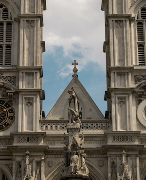 Una linda foto de una Catedral en Londres