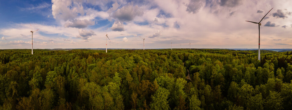 Gr&uuml;ne Energie Windenergie windrad energiewende