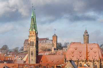 Obraz premium Snow covered old town of Nürnberg