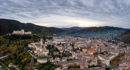 Fototapeta na wymiar panorama view of historic Spoleto with the Rocca Albornoziana fortress and cathedral