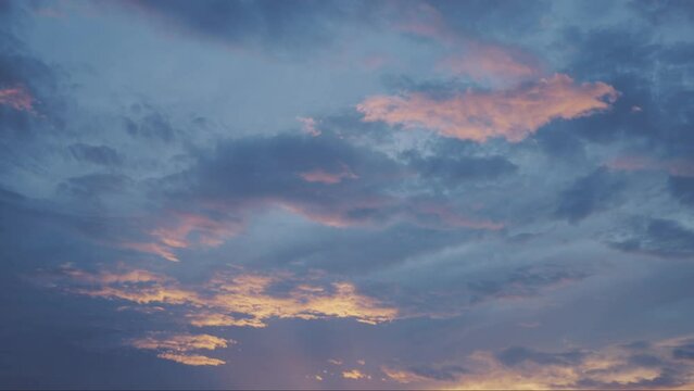 日没直前の美しく切ない空　多摩川のほとりより