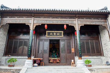 Built in the Tang Dynasty, Yaowan has a history of more than 1,300 years.

