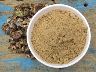 Indian gooseberry powder in a bowl 
