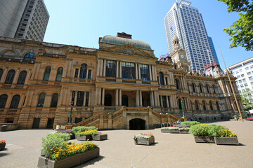 Side view at Town Hall, Sydney